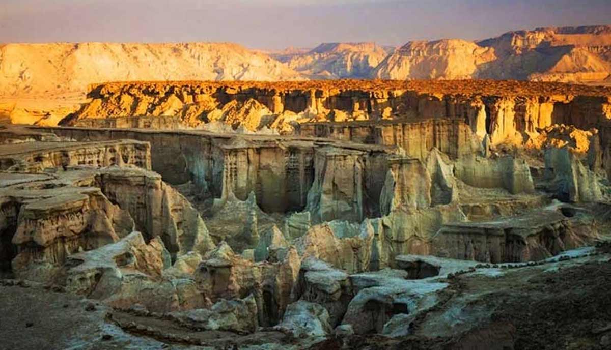 دره ستارگان قشم