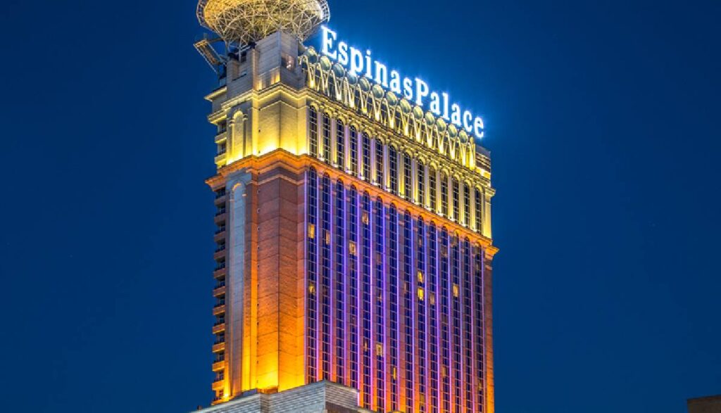 اسپیناس پالاس تهران