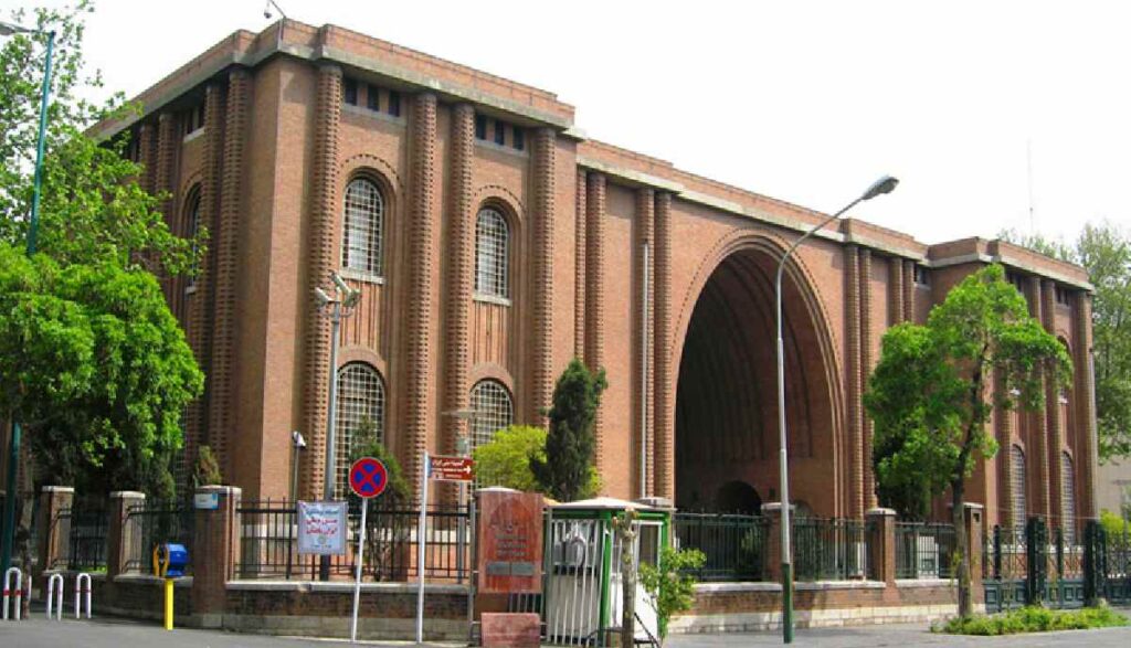 موزه ملی ایران و موزه جواهرات ملی