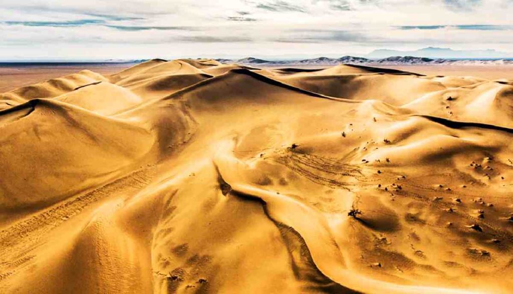 کویر ورزنه اصفهان