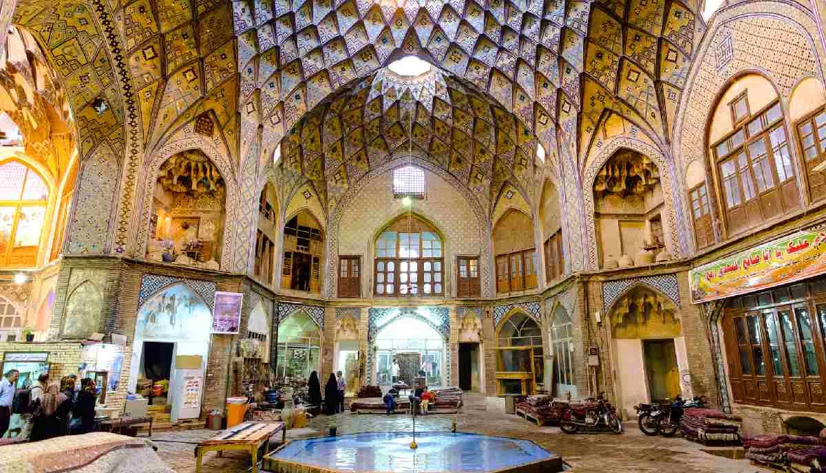 سفر به کاشان؛ راهنمای دیدنی‌ها، تصویر داخلی 1