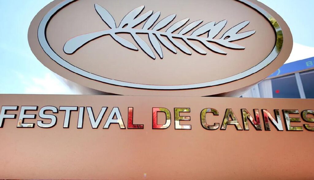 آداب و رسوم و کدهای اخلاقی درکن